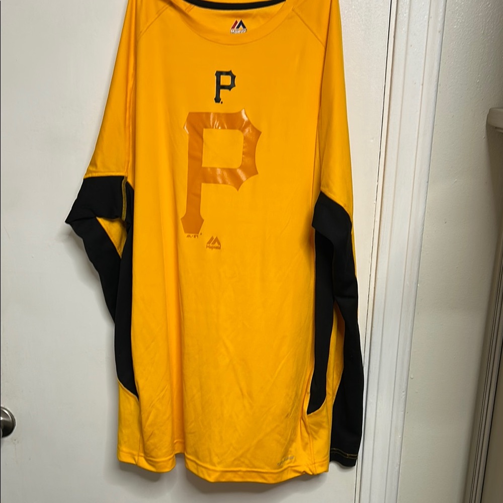 Pittsburgh Pirate Majestic Vibrant Yellow Apparel